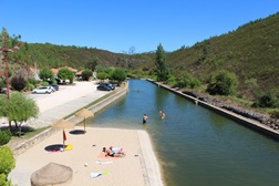 Praia Fluvial do Bostelim recebe a única Bandeira Azul do distrito pelo 5.º ano consecutivo