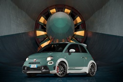 Chuva de prémios internacionais para a Abarth - Marca do Escorpião está a celebrar o 71º aniversário