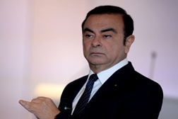 Carlos Ghosn afastado da direção da Nissan - Renault também já reagiu
