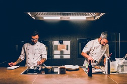 "The Art of Tasting Portugal": Atelier de Henrique Sá Pessoa recebe Chef Diogo Rocha do Mesa de Lemos