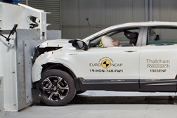 Novo Honda CR-V obtém classificação máxima nos testes Euro NCAP - Com a tecnologia de carroçaria ACE da marca