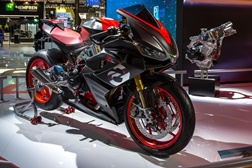 Vem aí uma Aprilia Tuareg e uma Tuono 660
