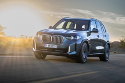 BMW apresenta o novo BMW X5 e o novo BMW X6 - Novidades no design, motorização e na experiência digital