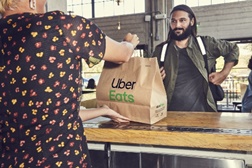 Uber Eats expande serviço para mais cidades e reforça cobertura geográfica do Algarve