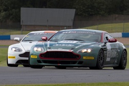 Aston Martin GT4
