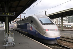 TGV: Ministério da Economia garante não estar previsto retomar o projecto até 2015