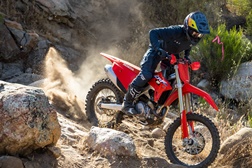 Honda CRF450RX – Nascida no motocross para brilhar no cross-country