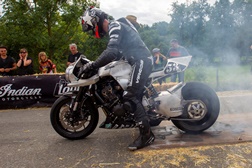 Honda levou as CB1000R modificadas até ao Festival Glemseck 101