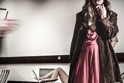Teatro: "Veraneantes" estreia-se no TNSJ com encenação de Nuno Cardoso