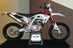 AJP PR5