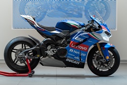 Uma interpretação única da Ducati Panigale V4 Tricolore Italia