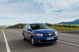 Galp Energia oferece descontos em combustíveis na compra de automóveis Dacia a GPL