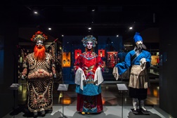" Ópera de Pequim” explicada no Museu do Oriente