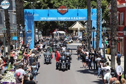 Harley-Davidson em Cascais reuniu mais de 50.000 entusiastas das motos.