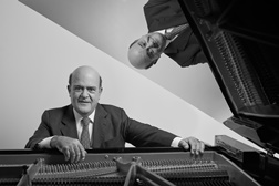 Adriano Jordão recorda 50 anos de carreira com concerto no Museu do Oriente