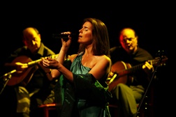 Fado com Cristina Nóbrega no Fórum Cultural - Baixa da Banheira
