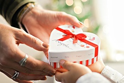 Neste Natal ofereça joias Magnolia às mulheres da sua vida