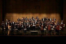 Orquestra do Norte e pianista Antonio di Cristofano em concerto no Centro Cultural Vila Flor