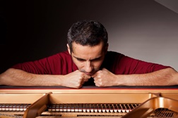 Concerto de apresentação de Vatayan no Theatro Circo em Braga