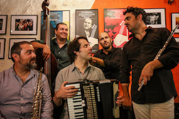 Espaço d’Orfeu inaugura nova latada, a 21 de abril, com “Os CantAutores”