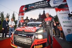 José Pedro Fontes e Inês Fontes na festa dos Ralis em Portugal - Citroën Vodafone team no Vodafone rally de Portugal