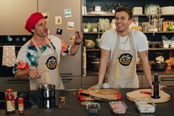 “Os Amigos do Chef” - Programa de Chakall no canal Casa e Cozinha dá origem a livro