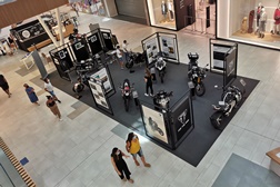Exposição Triumph no MAR Shopping Algarve leva a gama britânica ao grande público