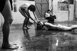 Útero celebra 20 anos com “O Duelo” que agora chega ao Centro Cultural Vila Flor