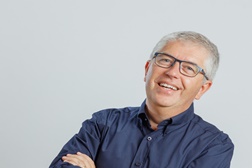 Mário Augusto vai à Fnac Colombo revelar “o que dizem as estrelas” de cinema