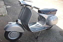 23 Vespas icónicas em leilão para celebrar o 70º aniversário da marca italiana