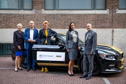 Hertz associa-se à SkyTeam benefícios de aluguer automóvel - Destinada a passageiros frequentes