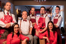 Red Frog nomeado para melhor bar da Europa pela revista Mixology