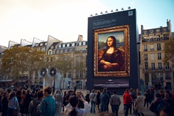 Hey Mona Lisa ... silêncio quebrado pela BMW... - Promove o seu assistente pessoal automóvel