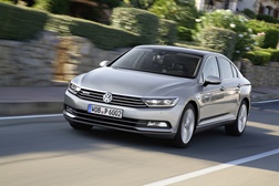 VW lança versão business package no PASSAT - Oferta do sistema de navegação