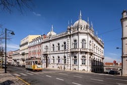 Guia de esplanadas para desconfinar no coração de Lisboa