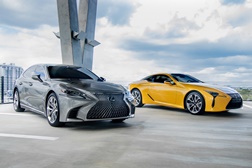 Lexus celebra 10 milhões de veículos vendidos - Dos quais 1,45 milhões são híbridos
