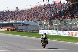 Mundial SBK - Assen - Corrida 2 dá vitória surpresa a Sykes
