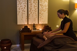Outubro é o mês da massagem aromática de Lavanda no Alma Spa