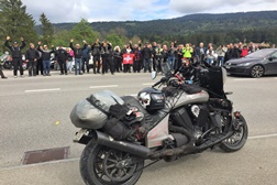 Novo recorde para a volta ao mundo em moto