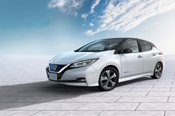 Nissan LEAF é o 1º carro elétrico para passar 400.000 unidades vendidas - Disponível em mais mercados até ao final do ano