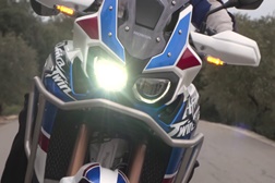 Honda CRF1000L Africa Twin Adventure Sports - O video do teste