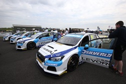 Dunlop e Subaru unem-se para voltar a bater o recorde de TT na Isla de Man… de carro