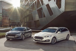 Ford melhora Mondeo e introduz a nova e exclusiva Hybrid Station Wagon - Apresentado também novo motor Diesel EcoBlue de 2.0 litros