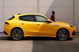 Bridgestone com Potenza Sport sob medida para o novo Maserati Grecale D-UV - Proporcionar desempenho ótimo em curva, aceleração e travagem