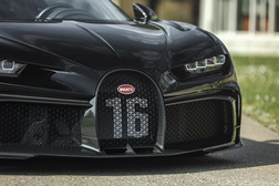 Bugatti - O 300º Chiron sai do “atelier - Foi um Chiron Pur Sport, uma série especial de 60 veículos