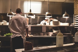 Restaurantes mostram-se mais conscientes e ativos no combate ao desperdício alimentar