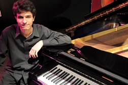 Ciclo de Concertos Antena 2 no Museu do Oriente: Ao som do piano de Inês Filipe e Rafael Ruiz