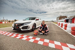 Edição especial Honda Civic Type R #18 Tiago Monteiro totalmente vendida - Versão exclusiva