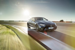 Mercedes inicia a produção do novo Mercedes-AMG GT 4 Portas Coupé - Novo modelo depois do SLS AMG e o AMG GT