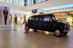 Limusina Fiat 500 do filme "Zoolander 2" em leilão